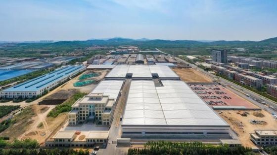 Construcción de estructuras de acero de diseño versátil y adaptable para uso industrial y comercial