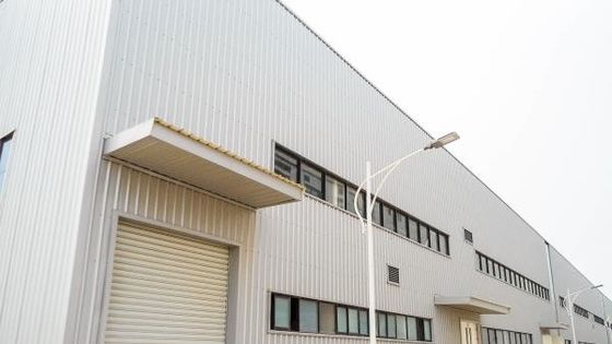 Edificio de estructura de acero de fácil instalación para taller de almacén personalizado